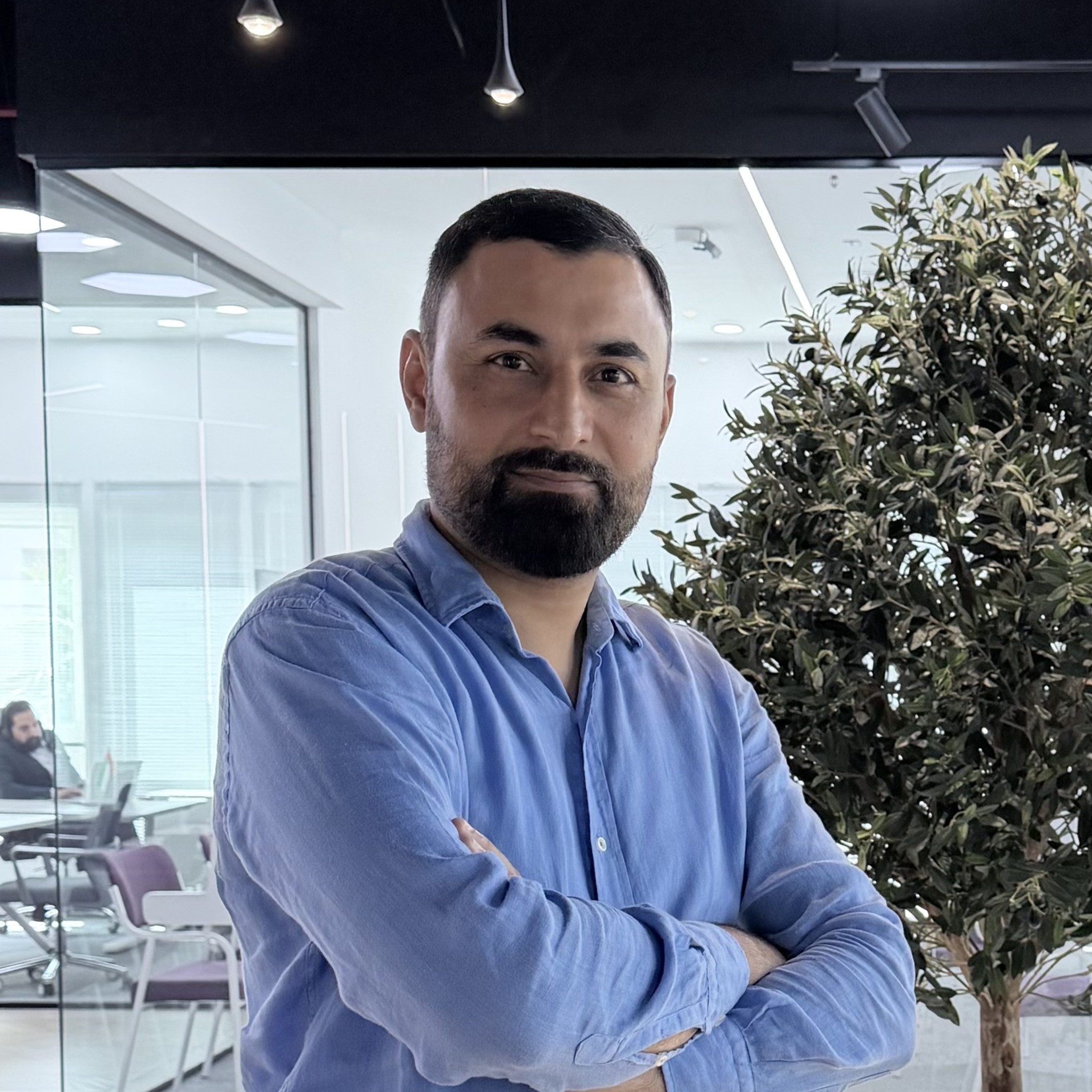 Naveed Akhtar